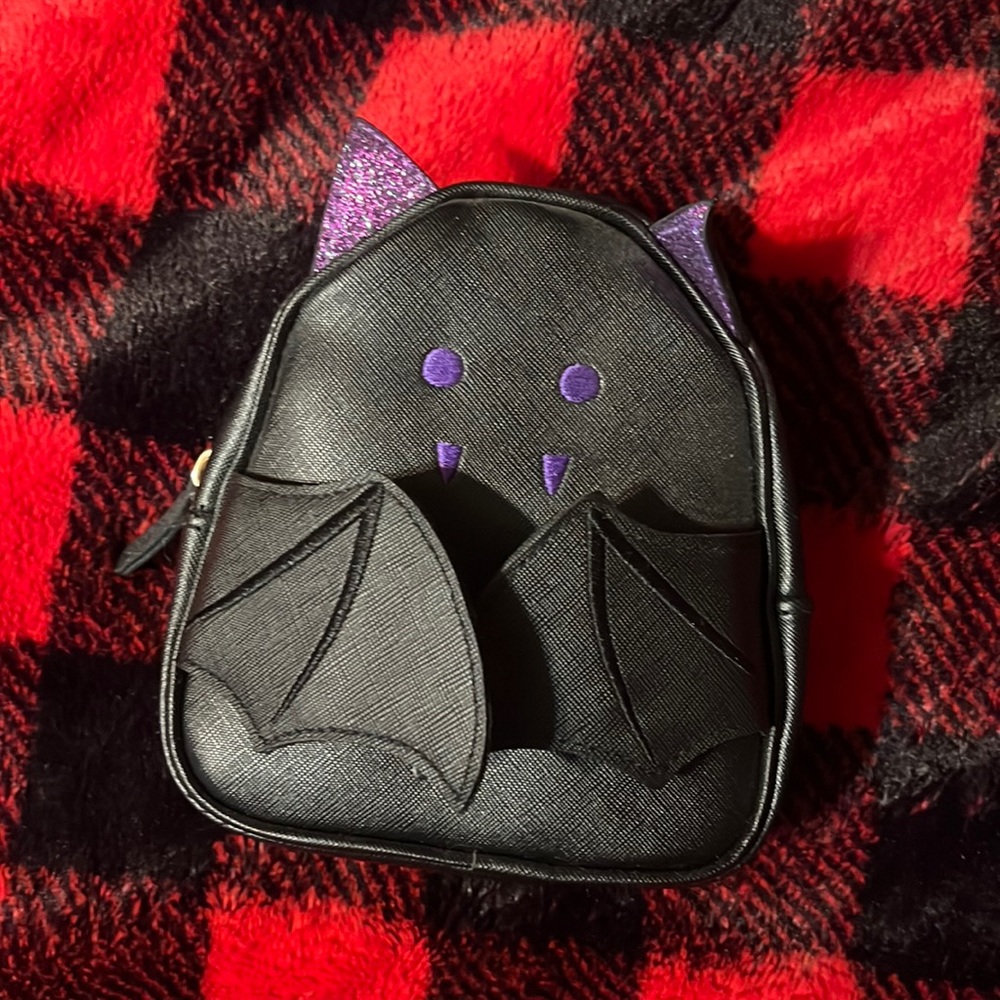 Bath & Body Works LE Mini Bat Cosmetic Case